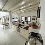 Mikro Chorio *