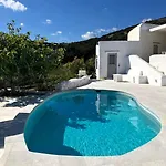 Mikro Chorio Villa