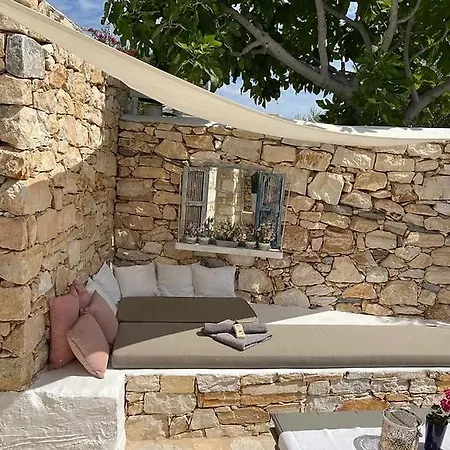 Mikro Chorio Kostos