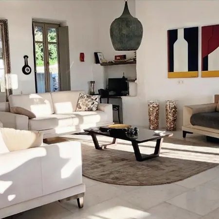 Mikro Chorio * Kostos