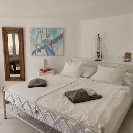 Βίλα Mikro Chorio Kostos