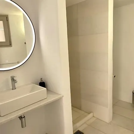 Mikro Chorio * Kóstos