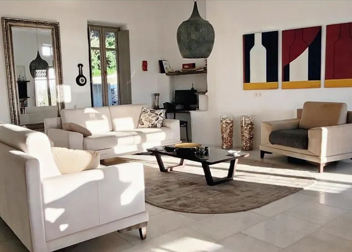 Mikro Chorio * Kostos